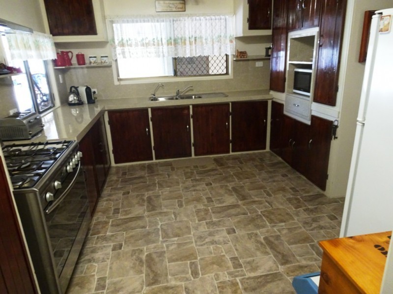 2009 Collinsville Road, Bowen QLD 4805