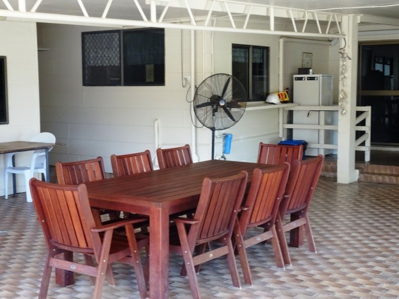2009 Collinsville Road, Bowen QLD 4805