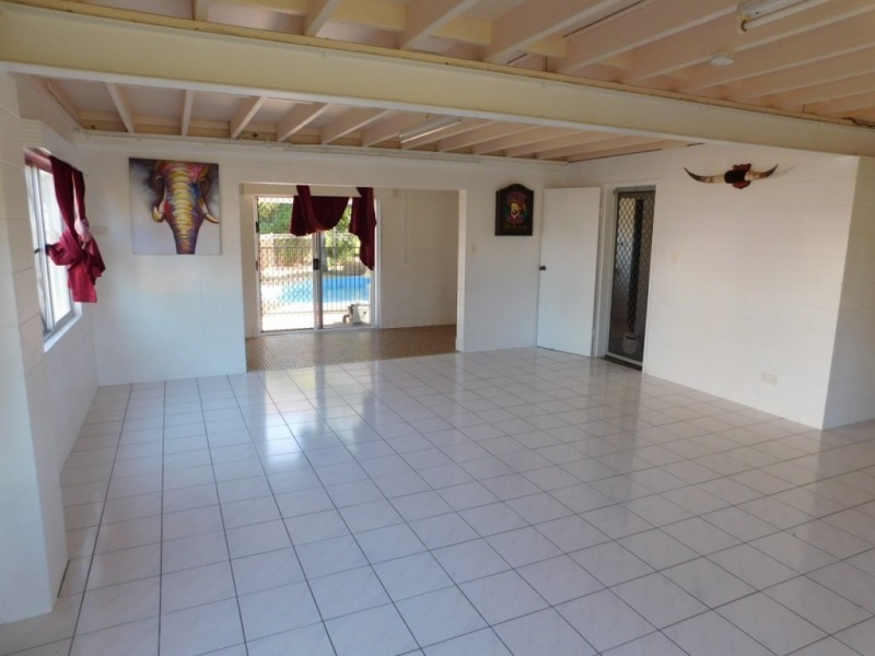 23 Gilbert Street, Bowen QLD 4805