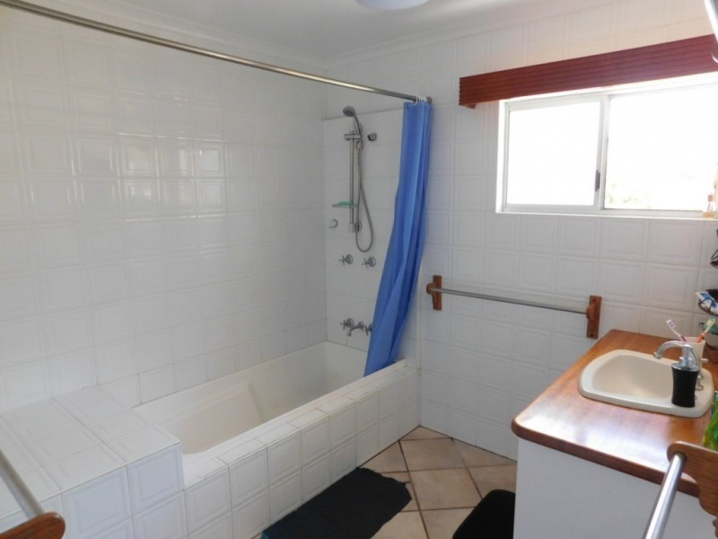 23 Gilbert Street, Bowen QLD 4805