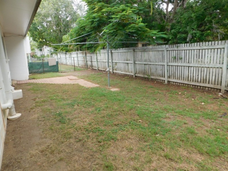 2/91 Horseshoe Bay Road, Bowen QLD 4805