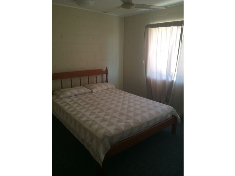 1/121 Herbert Street, Bowen QLD 4805