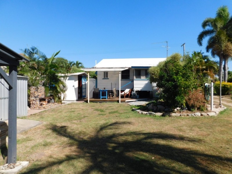 32 Field Street, Bowen QLD 4805