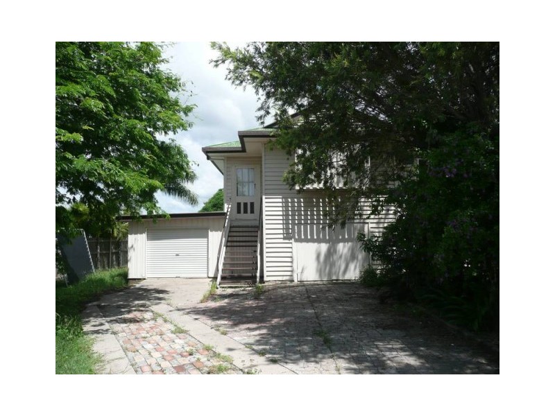 67 Leichhardt Street, Bowen QLD 4805
