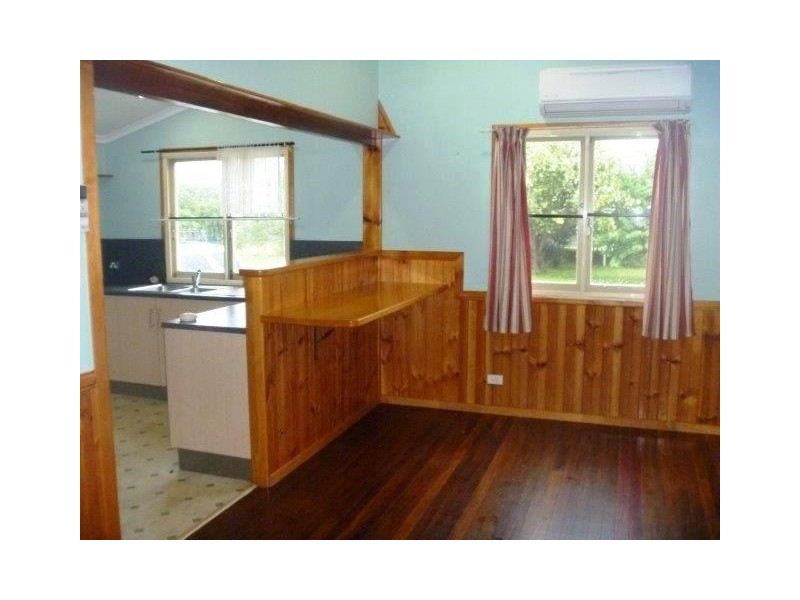 24 Creek Street, Bowen QLD 4805
