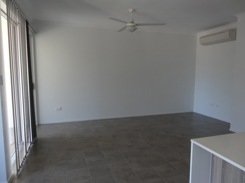 3/10 Williams Street, Bowen QLD 4805