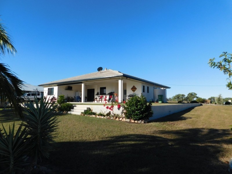 25 Brampton Drive, Bowen QLD 4805