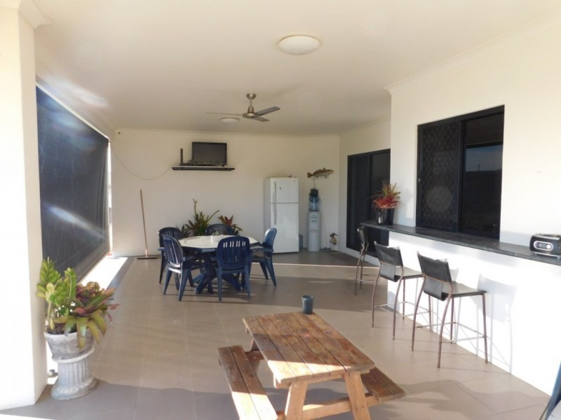 25 Brampton Drive, Bowen QLD 4805