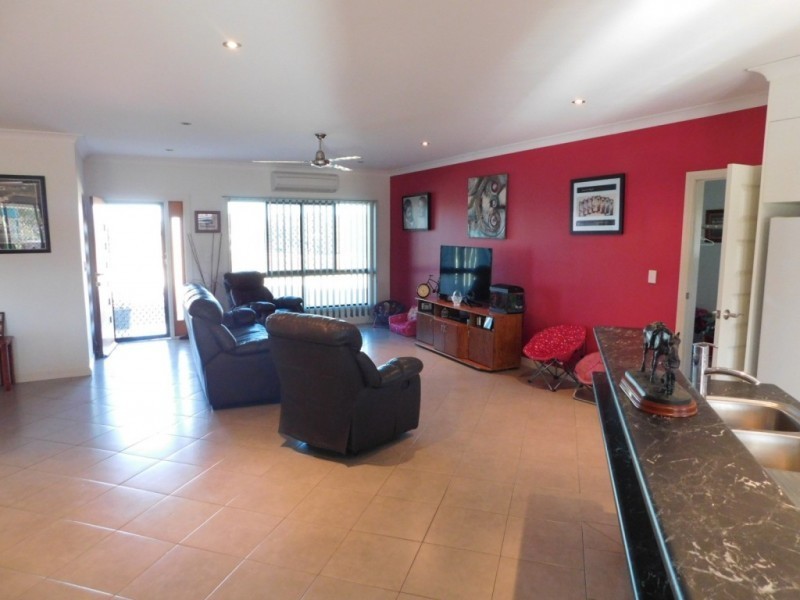 25 Brampton Drive, Bowen QLD 4805