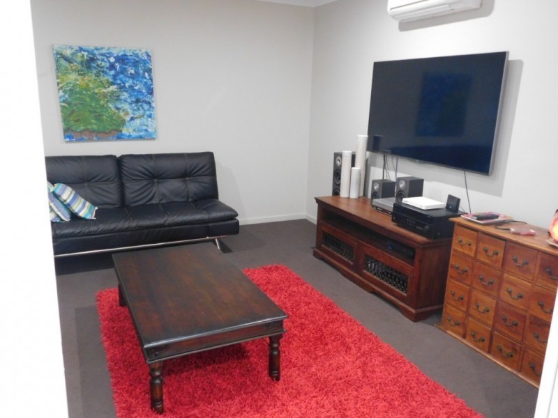 19 Harbour View Tce, Bowen QLD 4805