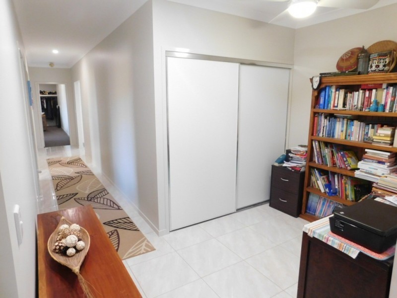 19 Harbour View Tce, Bowen QLD 4805