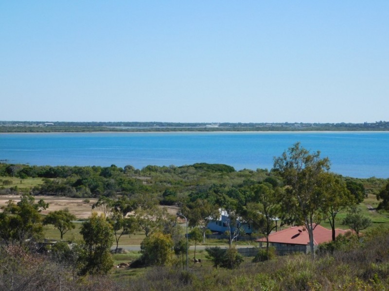 19 Harbour View Tce, Bowen QLD 4805