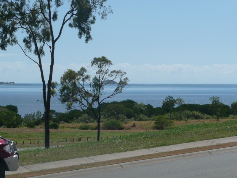 90 Ocean View Drive, Bowen QLD 4805