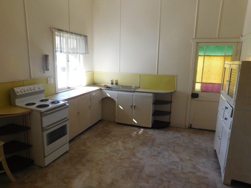 88 Herbert Street, Bowen QLD 4805