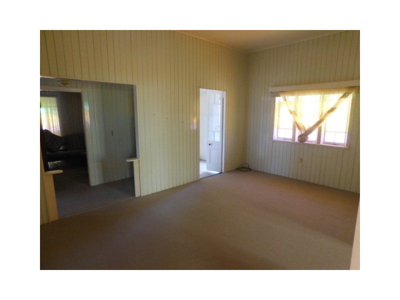 88 Herbert Street, Bowen QLD 4805