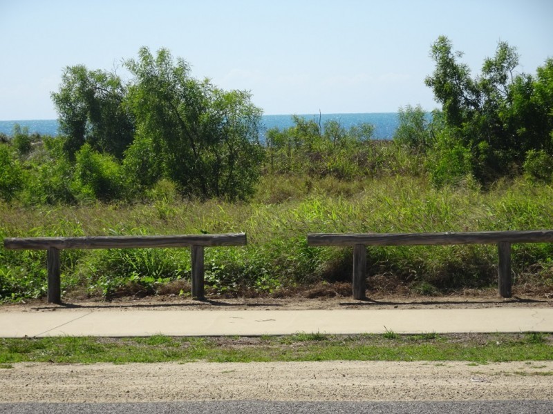 71 Queens Beach Esplanade, Bowen QLD 4805