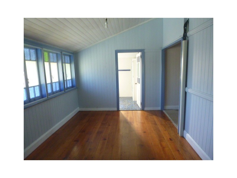 106 Powell Street, Bowen QLD 4805