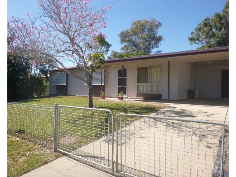 8 Salisbury Crescent, Bowen QLD 4805