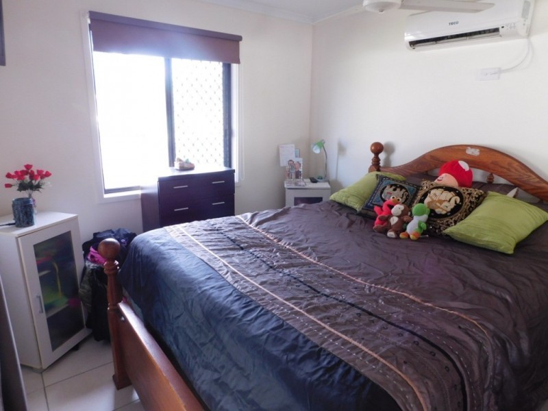 25 Field Street, Bowen QLD 4805