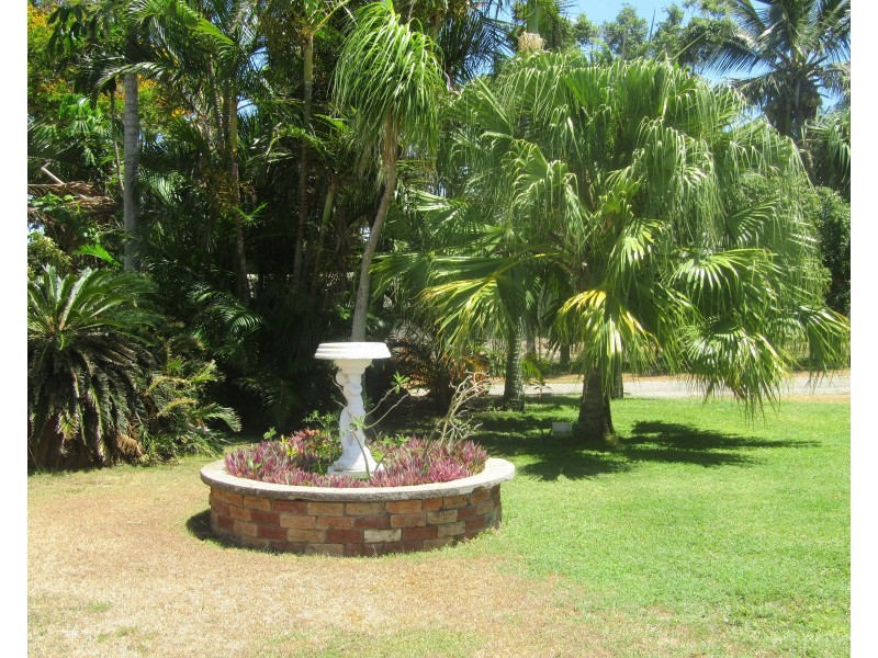 54 Avoca Road, Bowen QLD 4805