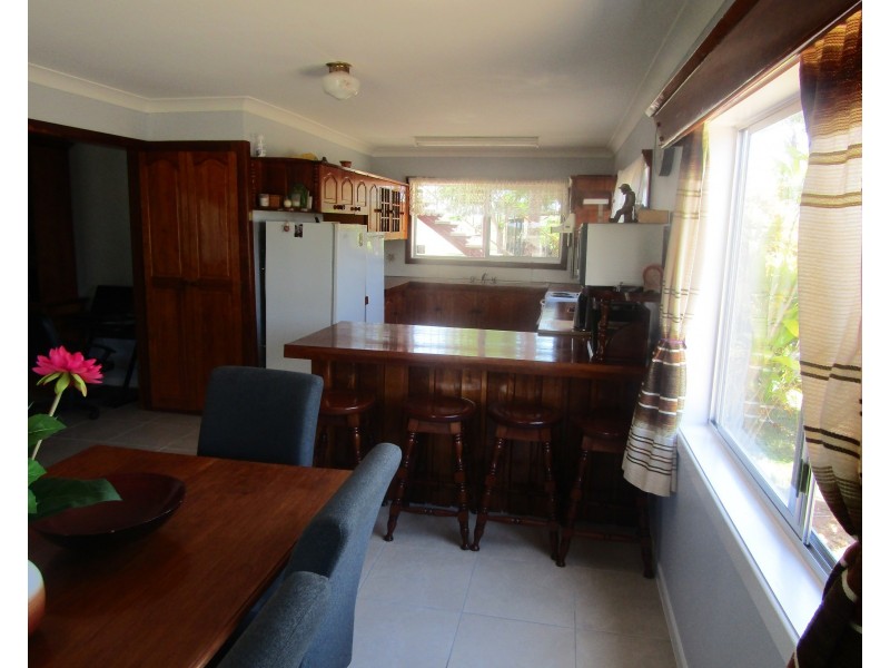 54 Avoca Road, Bowen QLD 4805