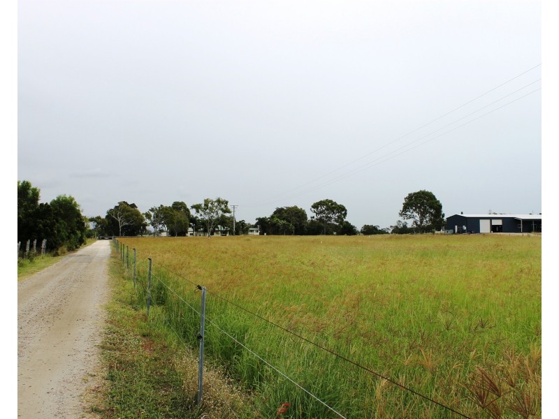 37 Betzels Lane, Bowen QLD 4805