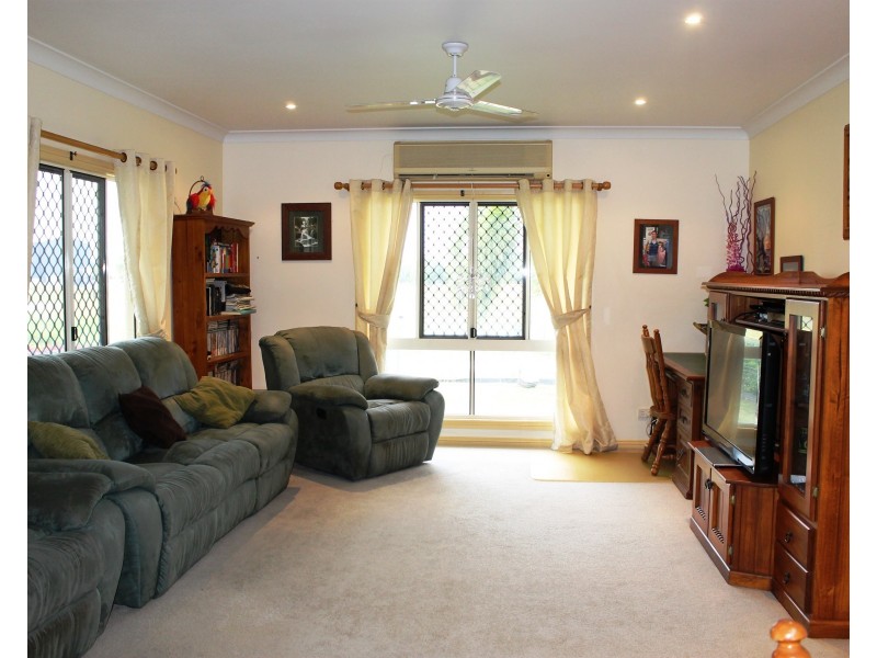37 Betzels Lane, Bowen QLD 4805