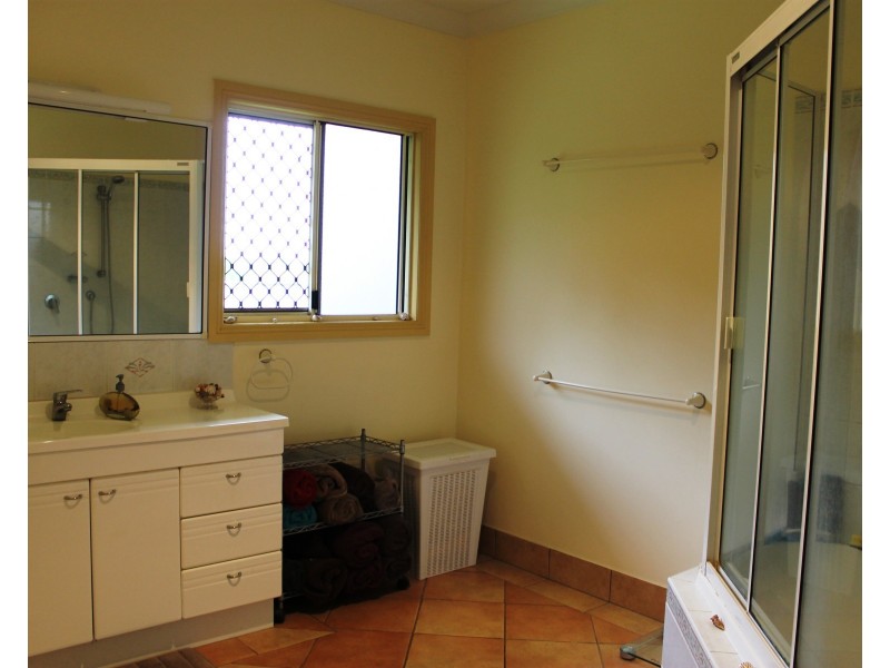 37 Betzels Lane, Bowen QLD 4805
