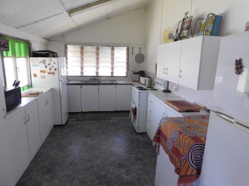 9 Don Street, Bowen QLD 4805