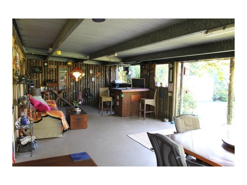 4 Livingstone Street, Bowen QLD 4805