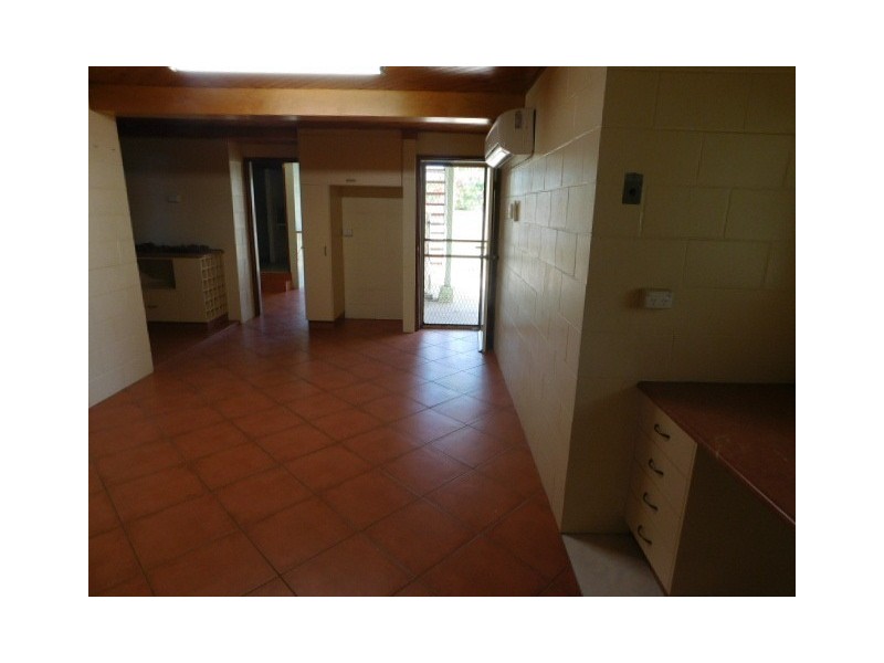 59 Poole Street, Bowen QLD 4805