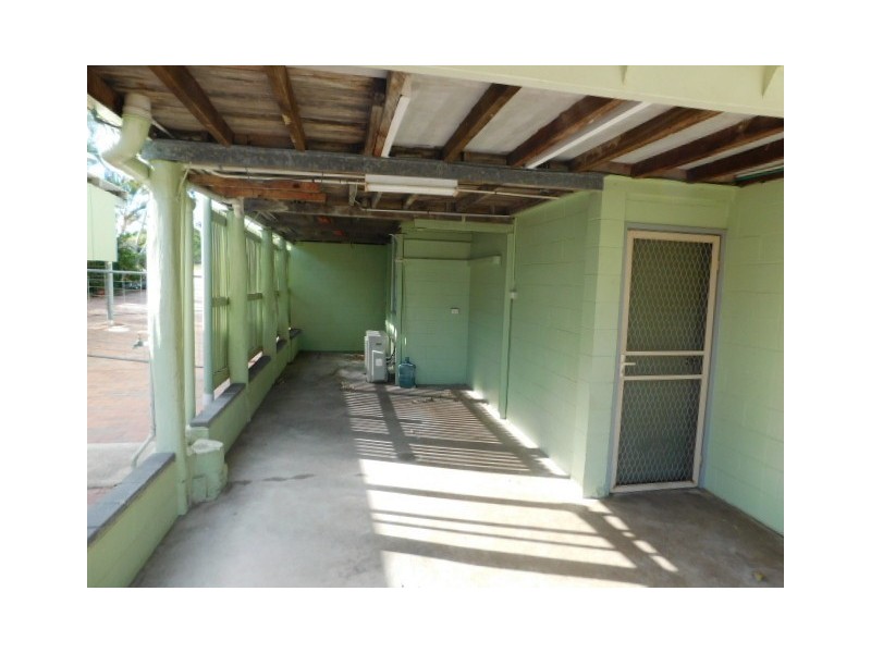 59 Poole Street, Bowen QLD 4805