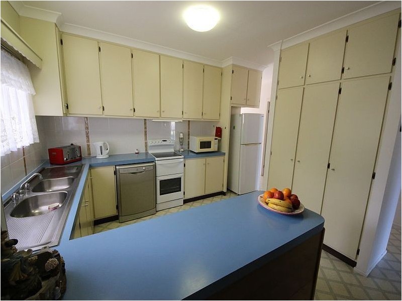 74 Eighth Street, Home Hill QLD 4806
