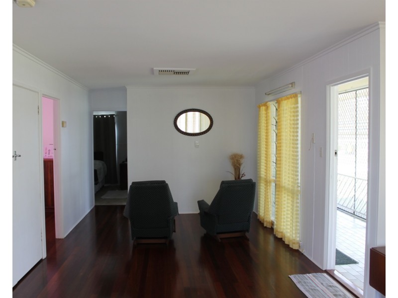 8 Marshall Street, Bowen QLD 4805