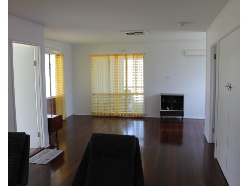 8 Marshall Street, Bowen QLD 4805