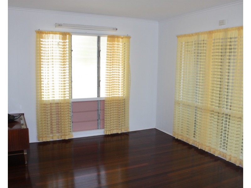 8 Marshall Street, Bowen QLD 4805