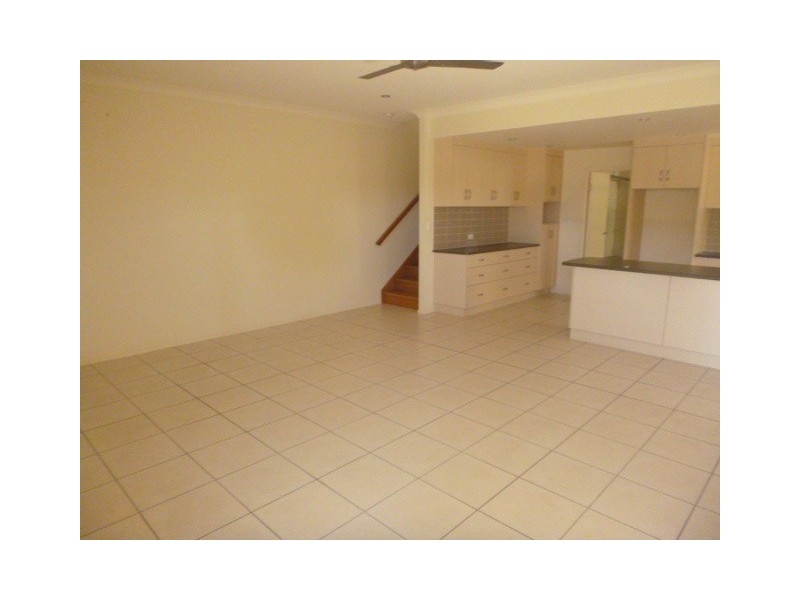 3/1 Murroona, Bowen QLD 4805