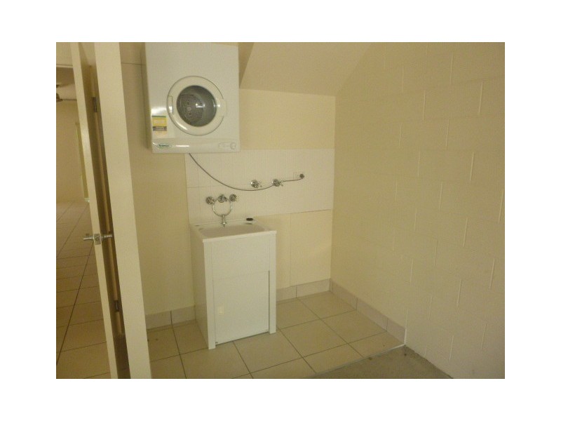 3/1 Murroona, Bowen QLD 4805