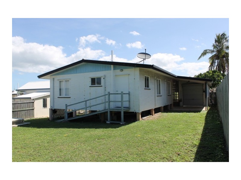 54 Herbert Street, Bowen QLD 4805