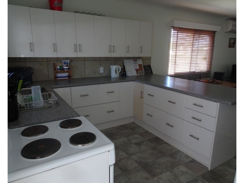 94 Gregory Street, Bowen QLD 4805