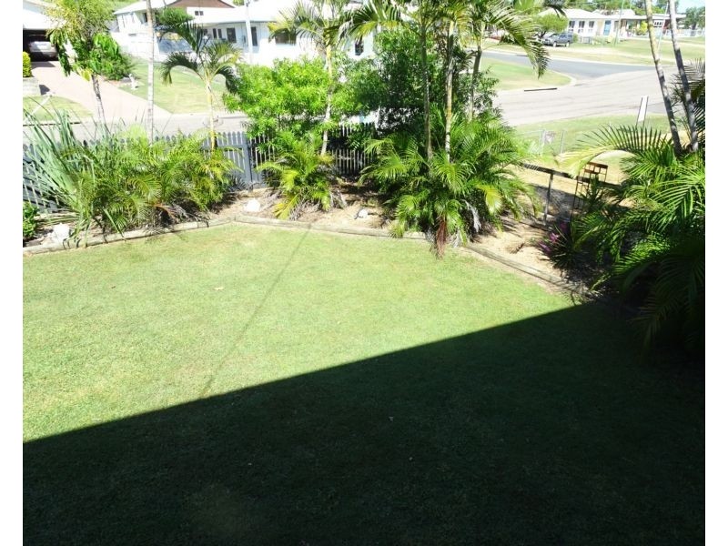 94 Gregory Street, Bowen QLD 4805