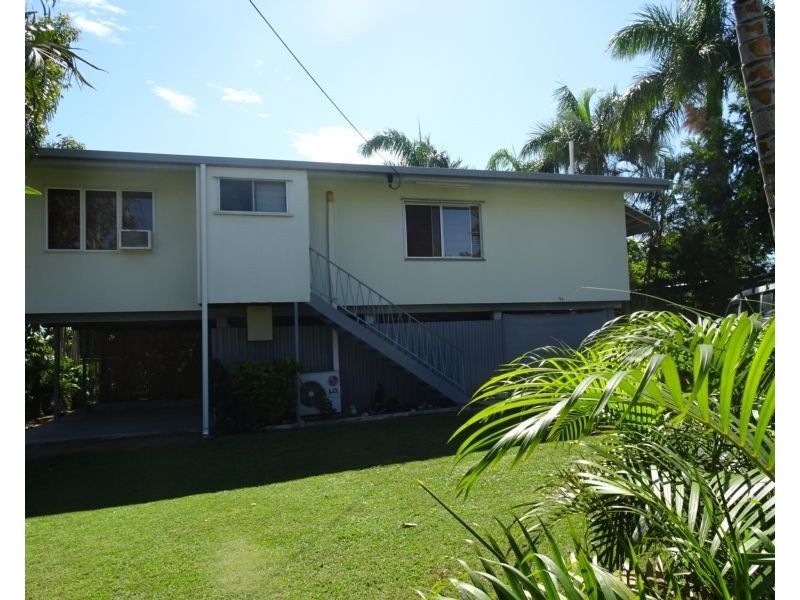 94 Gregory Street, Bowen QLD 4805