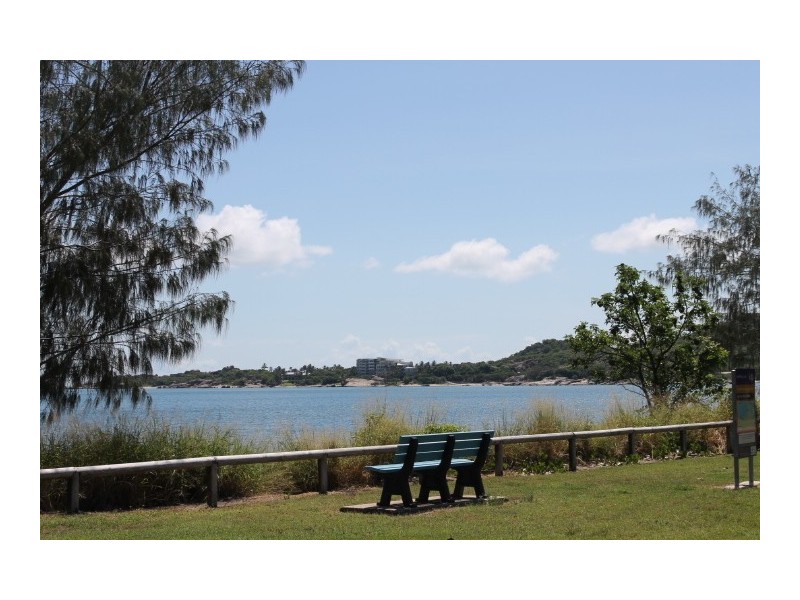 11/89 Horseshoe Bay Road, Bowen QLD 4805