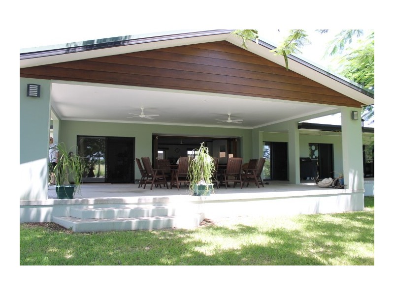 175 Inveroona Road, Bowen QLD 4805