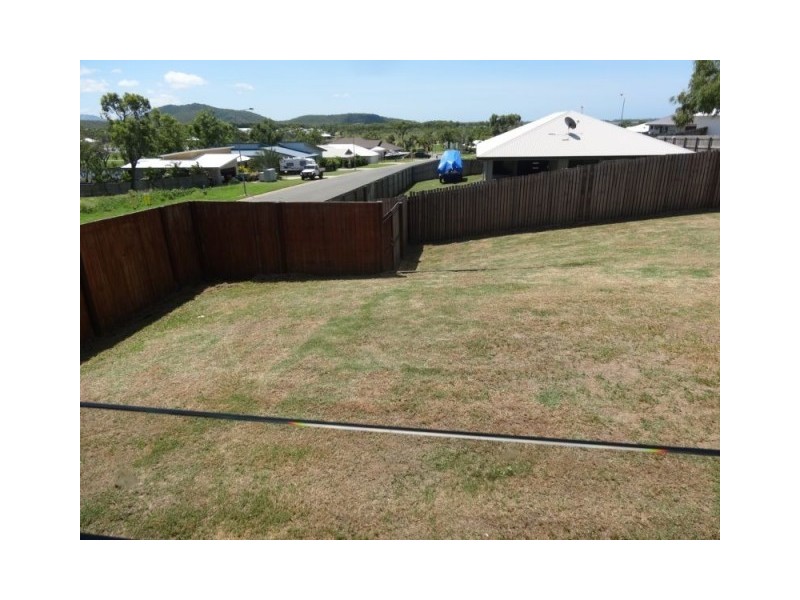 1 Siesta Court, Bowen QLD 4805