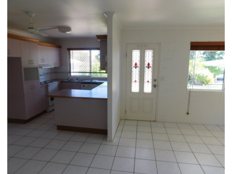 7/30 John Street, Bowen QLD 4805