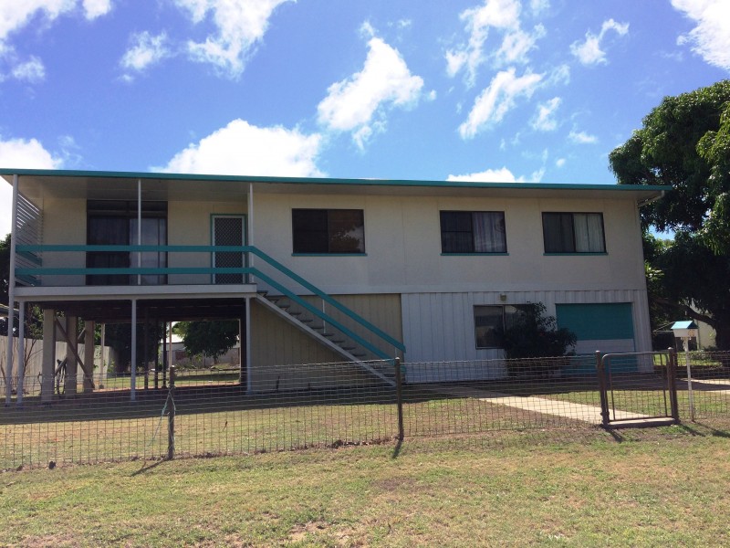 45 Holborne Street, Bowen QLD 4805