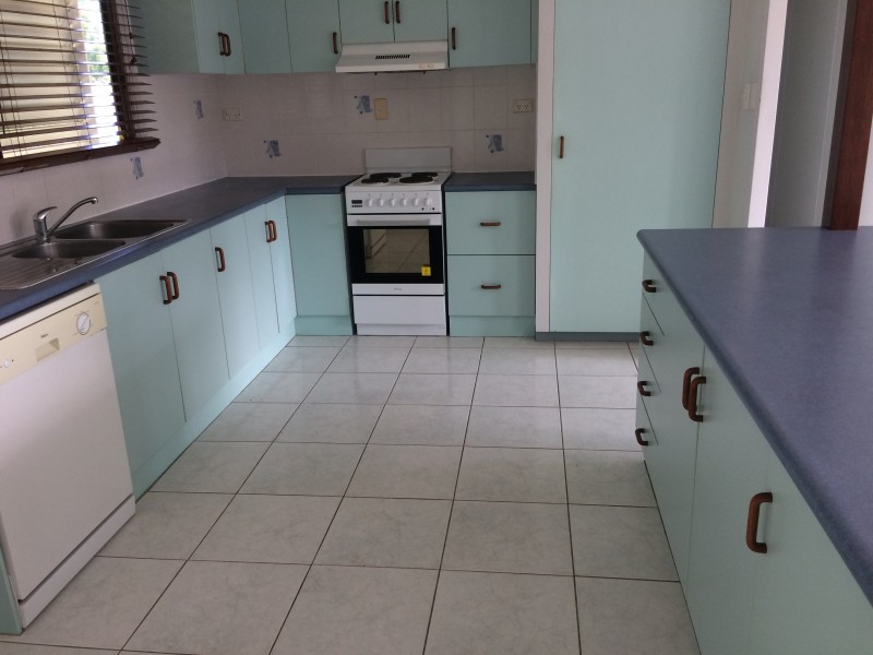 45 Holborne Street, Bowen QLD 4805