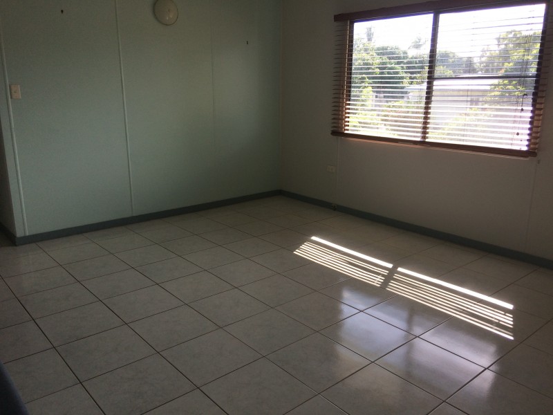 45 Holborne Street, Bowen QLD 4805