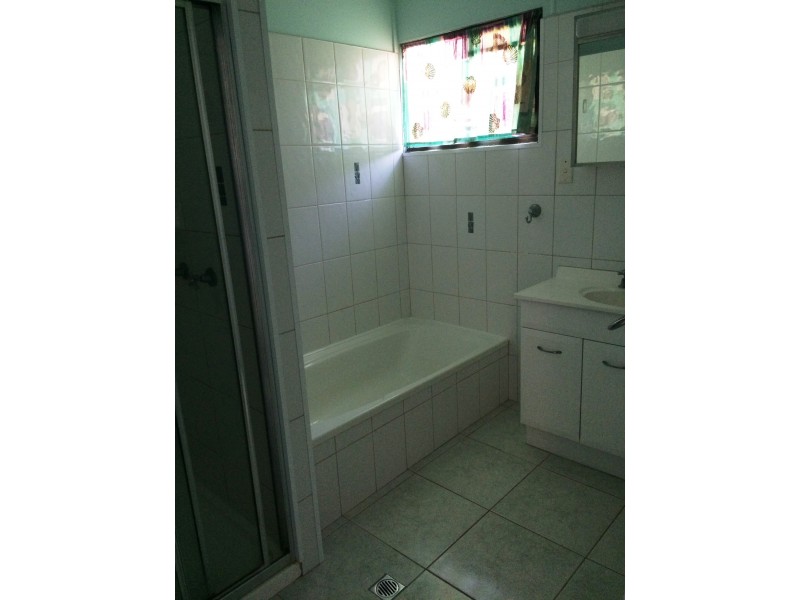 45 Holborne Street, Bowen QLD 4805